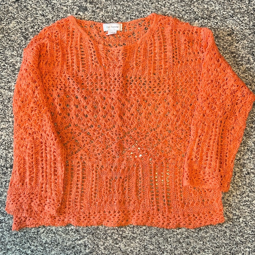 Oversized Boutique loose knit sweater -like new